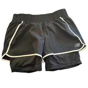 New Balance women's medium black active short